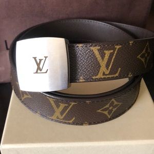 Authentic Louis Vuitton female belt